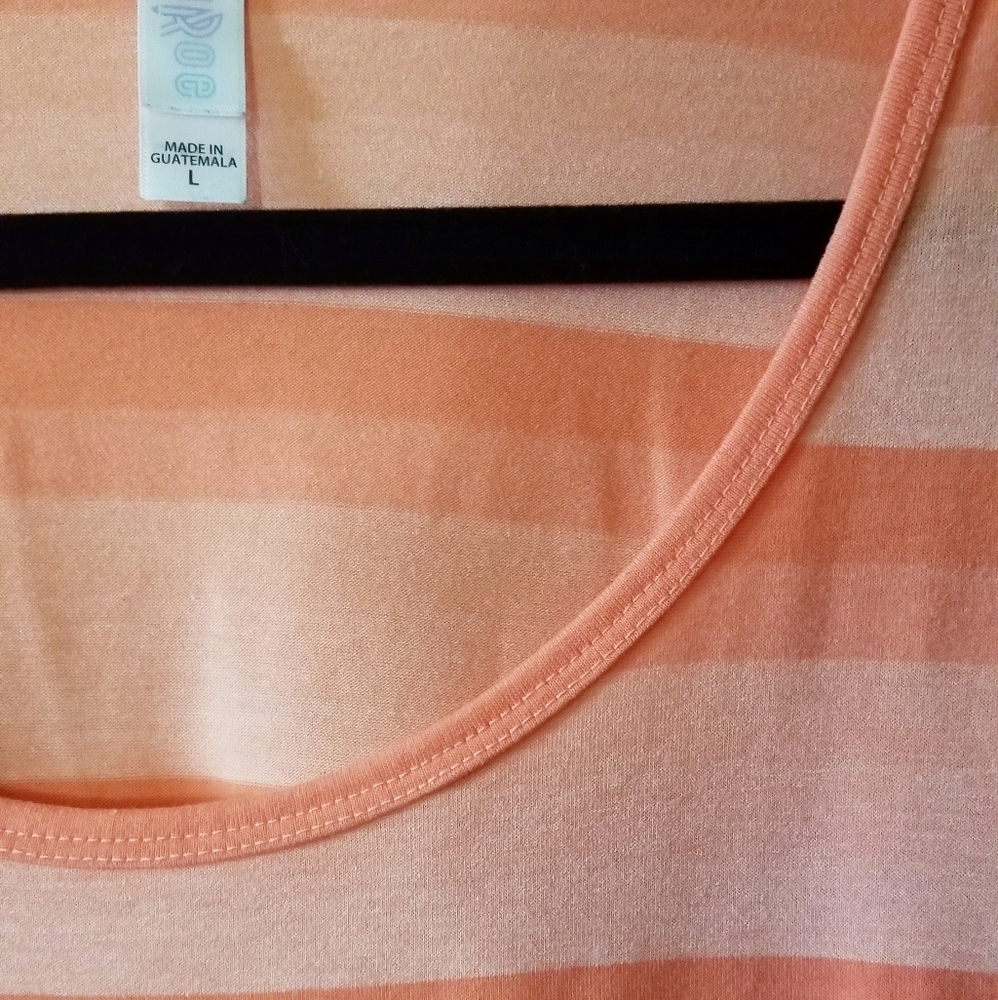 LOT of 3 * Lularoe Lynnae Long Sleeve Shirts EUC - Picture 3 of 4